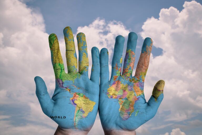 hands, world, world map-600497.jpg